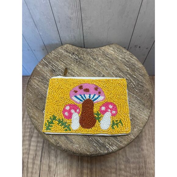 West Hills Studio Handbags - Beaded Yellow Coin Purse Mushrooms Summer  Womens Travel Pouch NEW!